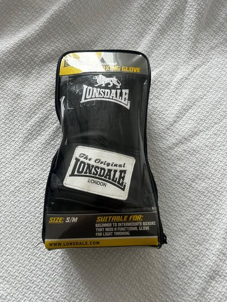 Boxerské rukavice lonsdale, 
