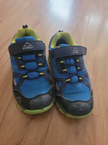 Tenisky, mckinley,32