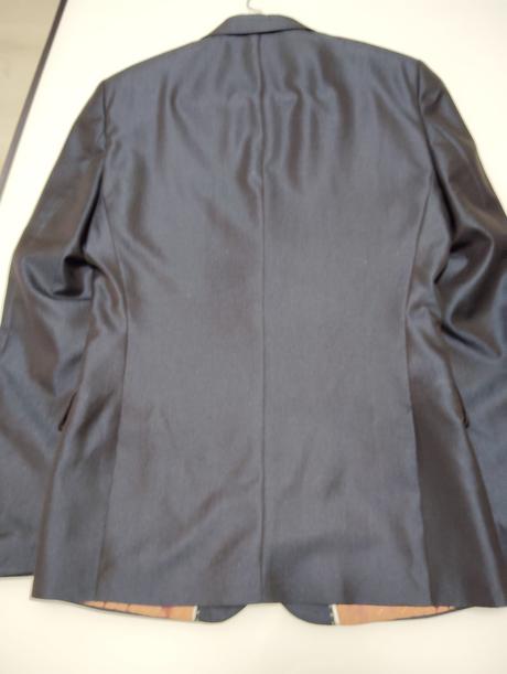 Chlapčenský oblek, 170