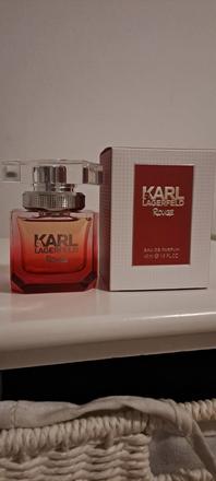 Karl lagerfeld parfem,