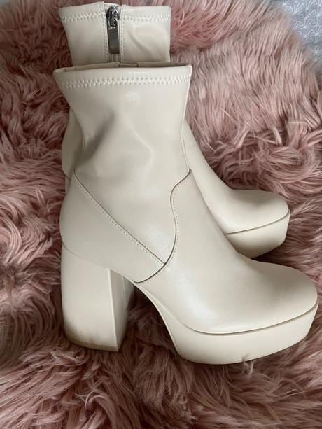 Členkové čižmy, bershka,37