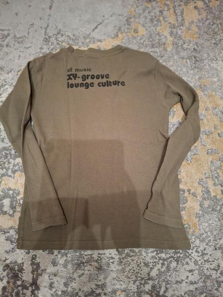 Tričko v olivovej farbe veľmi dobrý stav, 152