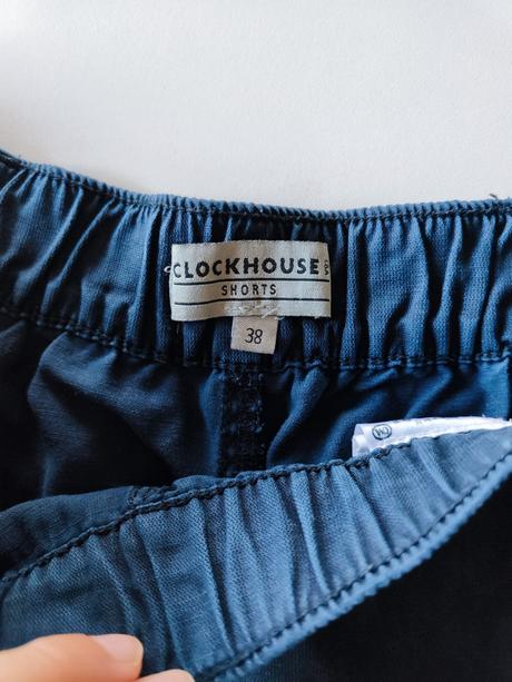 Šortky, clockhouse,38