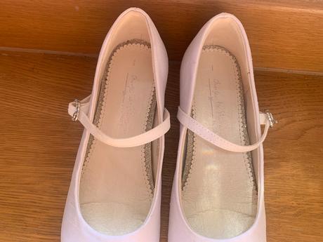 Topánky na svadbu / 1. sväté prijímanie, next,33