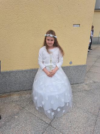 Šaty s bolerkom na prvé sväté prijímanie, 152