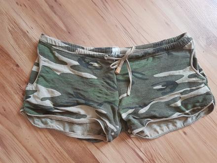 Maskáčové kraťasy/šortky, l