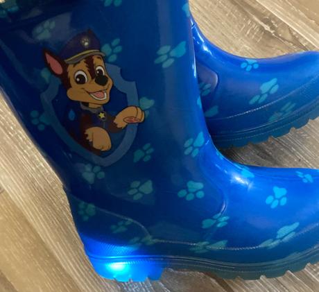 Led svietiace/blikajúce oteplené gumáky paw patrol, sinsay,28