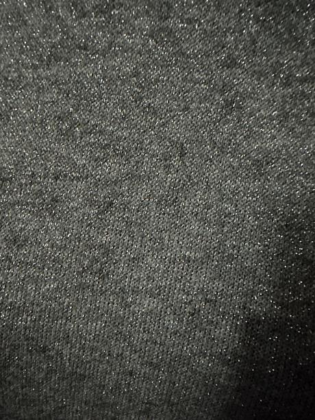 Úpletové sivo-strieborné šaty zn. magenta, l / m