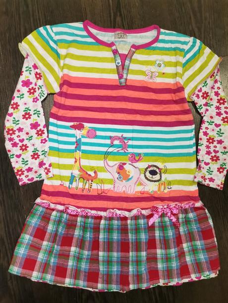 Pestré šaty, veľkosť na 6 rokov, 128