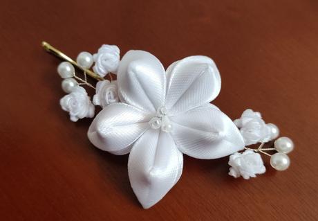 Ľalia s perličkami a gypsomilkami, 