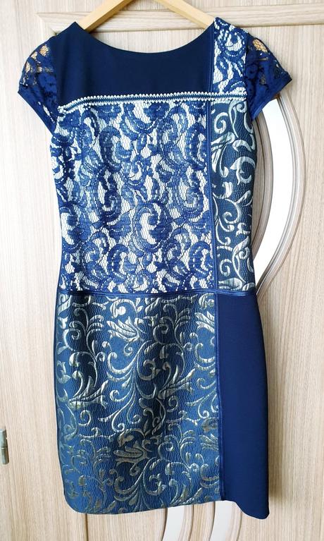 Spoločnské šaty, 40