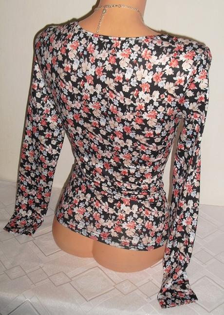 Shein kvietkovany topik s krajkou, xs