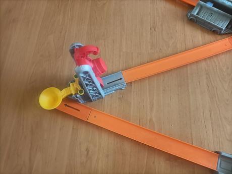 Hot wheels jumbo stunt combo, 