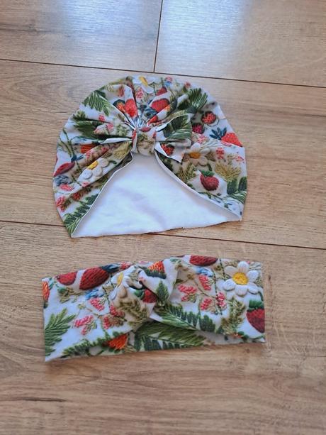 Turban a čelenka, 86