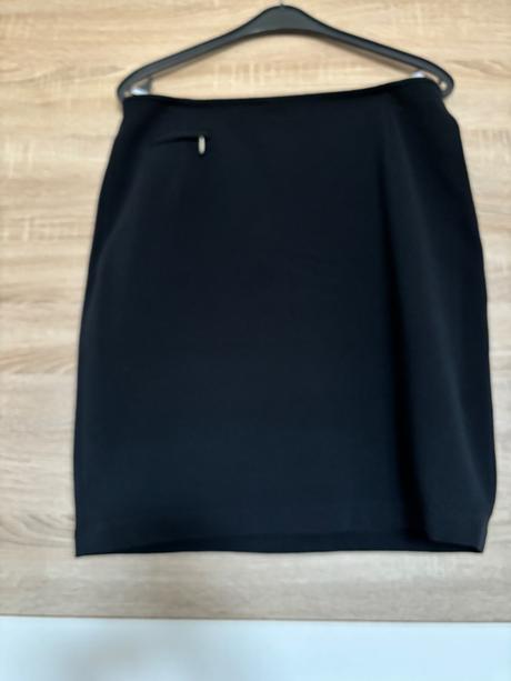 Sukňa madeleine, 46