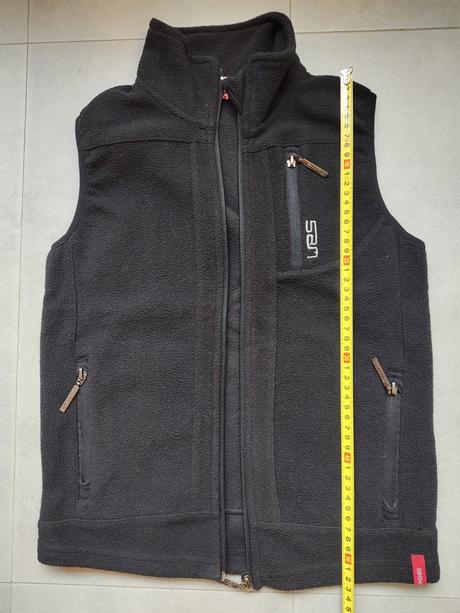 Čierna vesta, s.a.m.,134