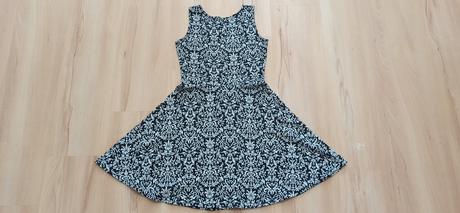 Čiernobiele šaty, xs