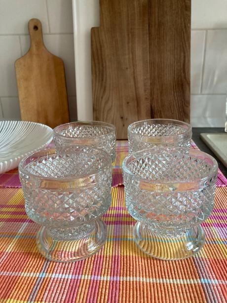 Retro pohare na zmrzlinu 4 ks, 