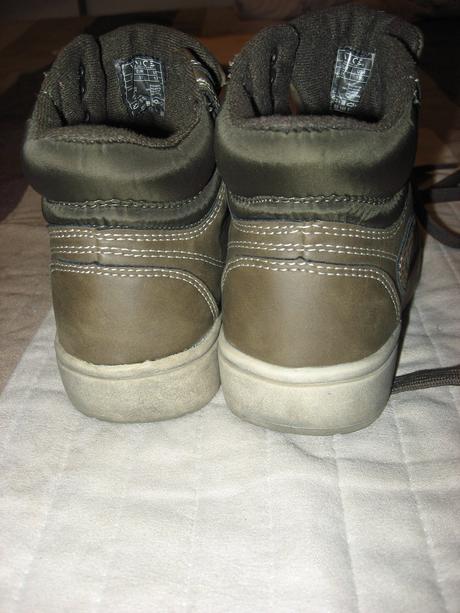 Kotnikove topanky v. 31, 31