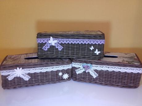 Zasobnik na papierove vreckovky,