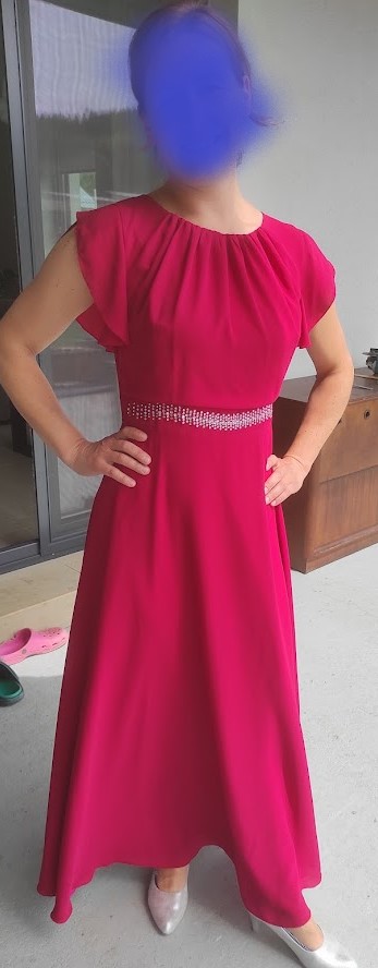 Spoločenské šaty, 38