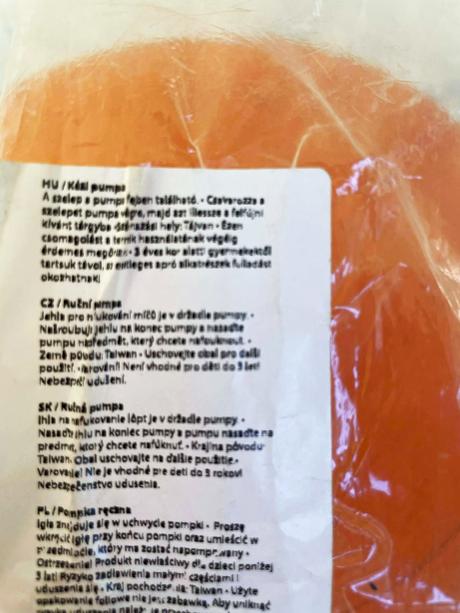 Ručná pumpa na nafukovanie lôpt,