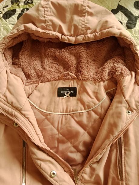 Jemná tepla ružová bunda/vetrovka, c&a,40