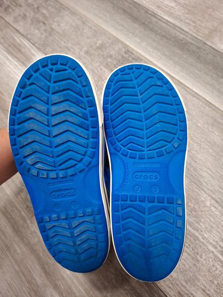 Corcs, crocs,33