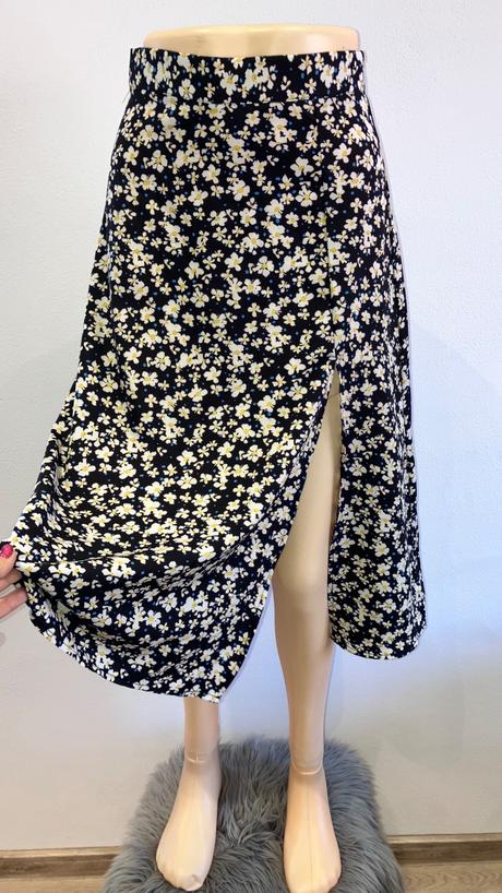 Dámska kvetovaná letná sukňa, s