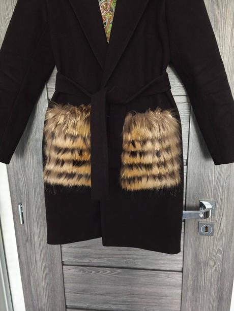 Kabat s pravou kozusinkou z myvala, s