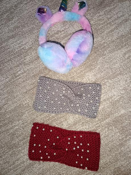 Teplé čelenky, 128