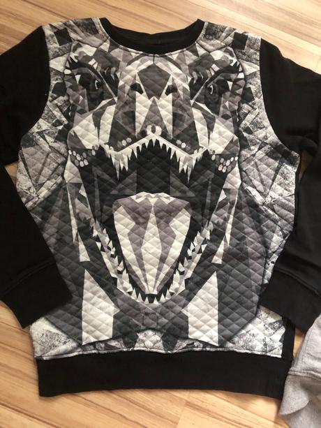 Next mikiny v. 146, next,146