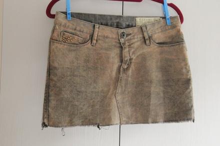 Pudrovo šedá rifľová sukňa s, s