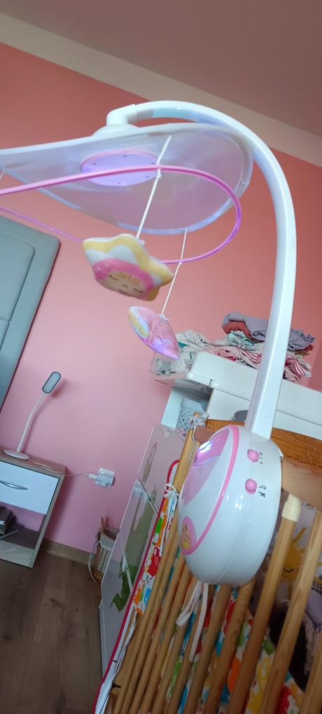 Kolotoc nad postielku chicco,