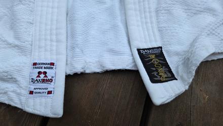 Kimono na judo danrho, 140