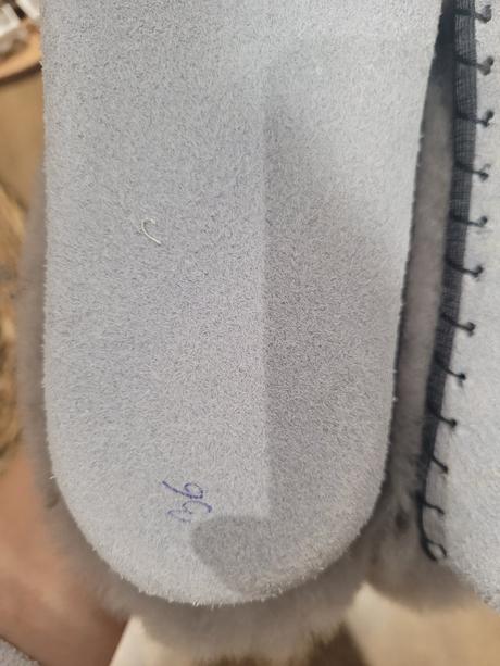 Nové teplé papuče, 36