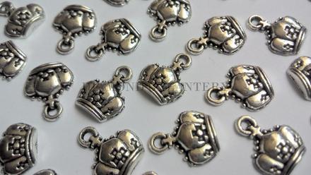 Prívesok vintage koruna, 