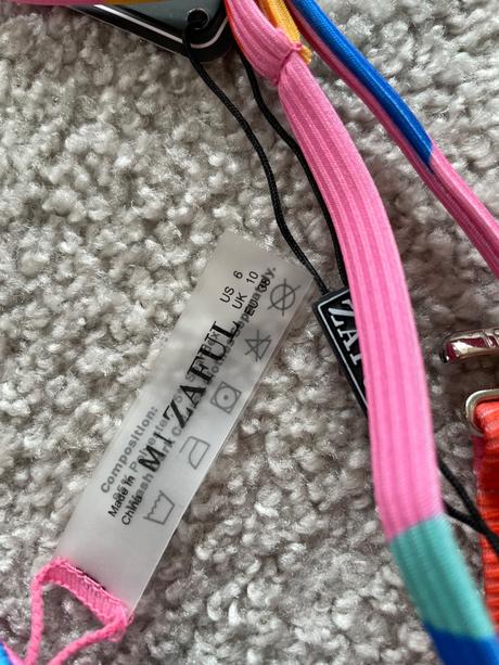 Krasne farebne plavky, m