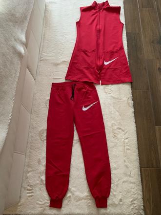 Cervena nike suprava, nike,s
