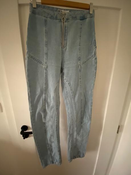 Dievcenske rifle, rovny strih, bershka,32