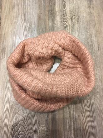 Nákrčník gate, gate