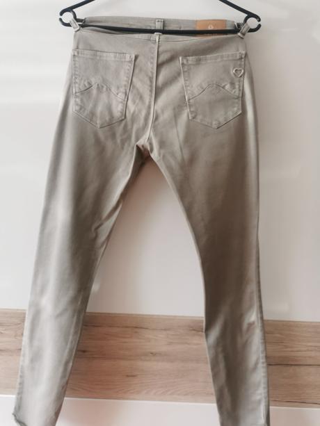 Sivé rifličky please, s