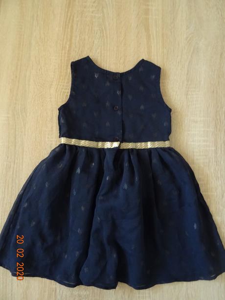 Šifónové šatičky, 98