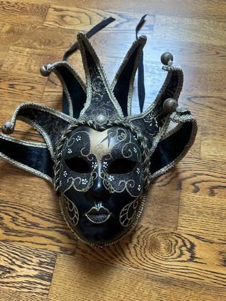 Maska dekoracia, 