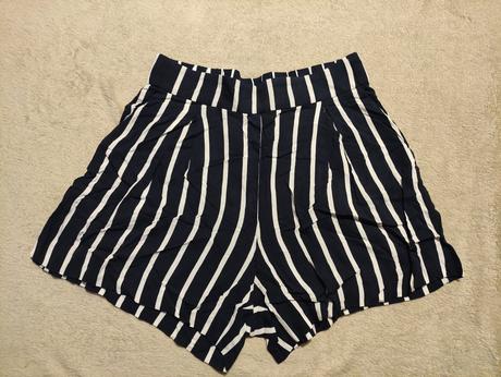 Pošta grátis - dámske kraťasy, h&m,40
