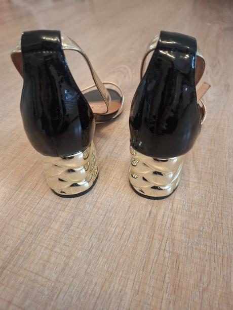 Sandále veľ.38, 38