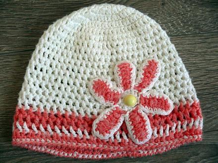 Háčkovaná čiapka - super stav na 3-4 r.,obvod 42cm, 98