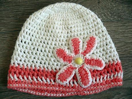 Háčkovaná čiapka - super stav na 3-4 r.,obvod 42cm, 98