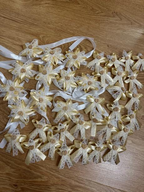 Predám svadobné pierka pre družičky/družbov, 