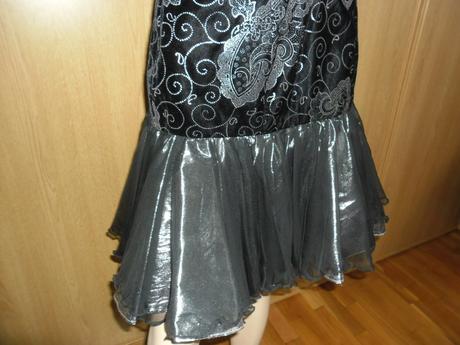 Lesklé šatečky, 38